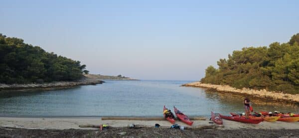 2025.06.06-06.11: Dugi Otok: Tengerikajakos Képzés és Tábor, 6 nap, Horvátország