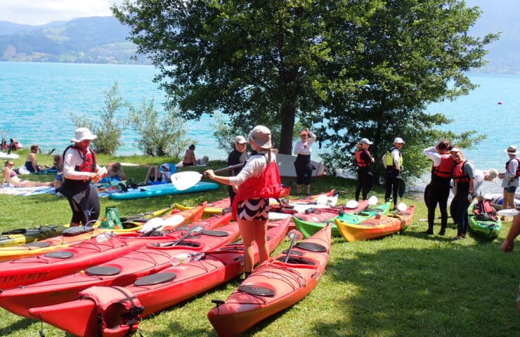 Fedezd Fel a Vizek Világát: Kajakozás Kezdőknek
