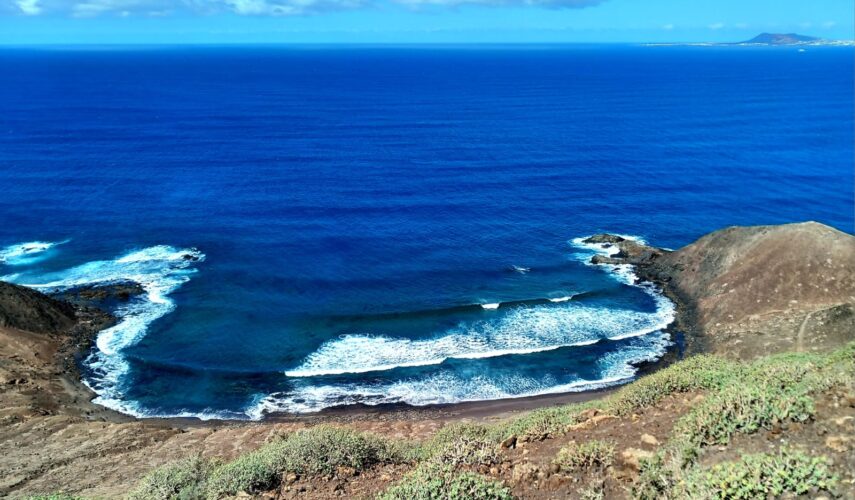 Szörfhullám-szerelem - élménybeszámoló a februári nyárból 1 Szörfhullám-szerelem - élménybeszámoló a februári nyárból