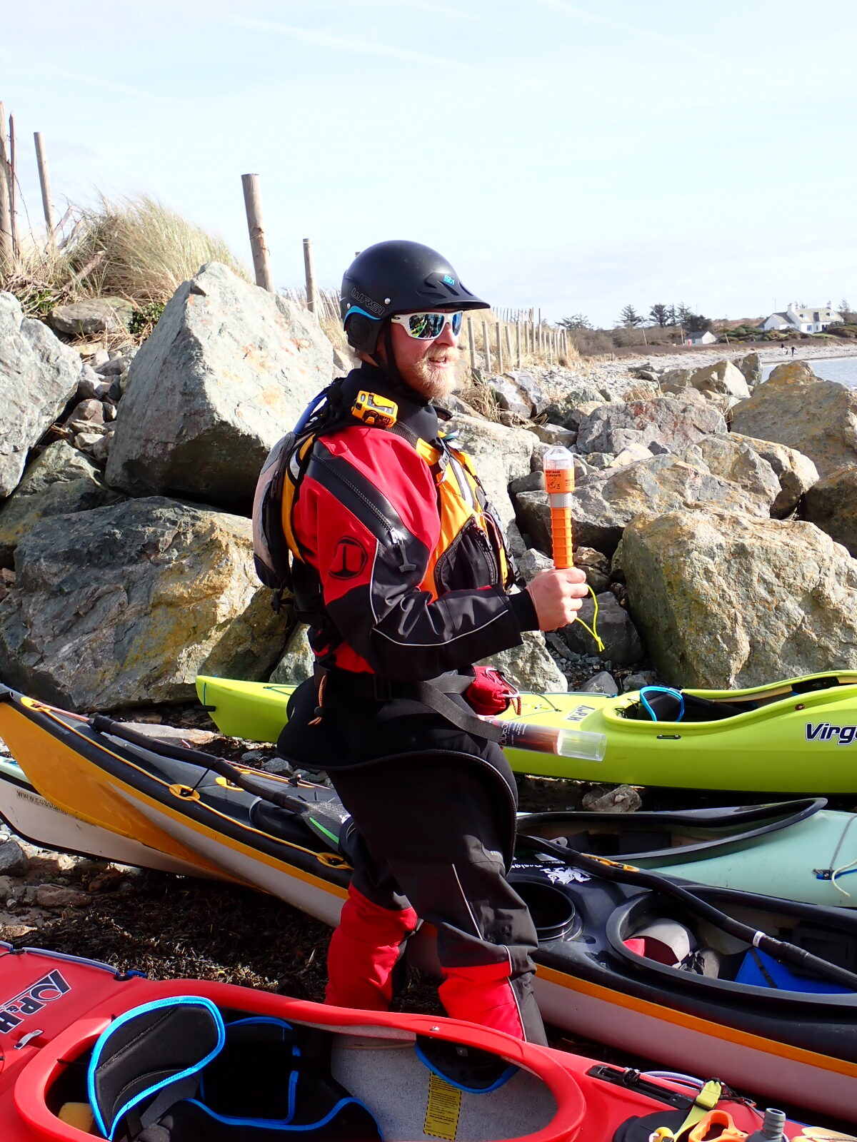 P3012233 2025.12.06: Mirco in da House, Wales, Skócia, óceáni kajakozás: Mirco Goldhausen, Sea Kayaking Anglesey