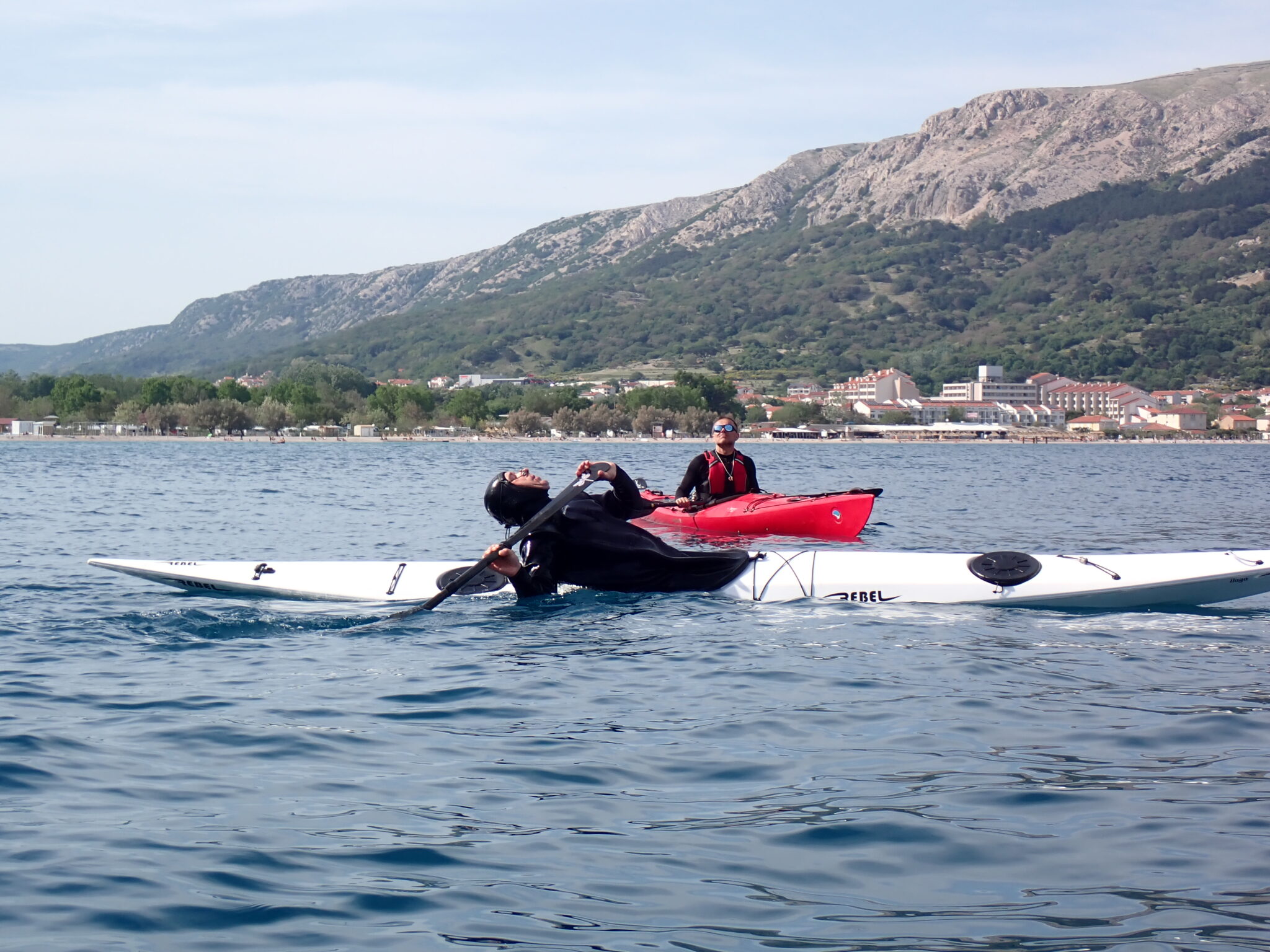 P5033221 2025.12.20. A Tengerikajakos Greenland Forduló Művészete: Jani Bezjak szlovén vendégoktatóval Dalmácia