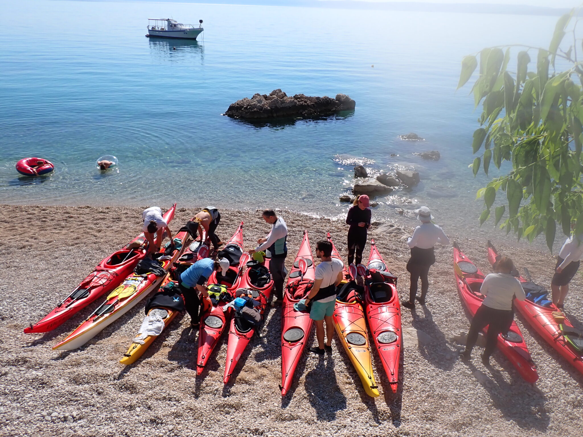 Copy of P5023123 2026.05.08-12: Tengerikajakos Képzés: Baska, Krk sziget írország