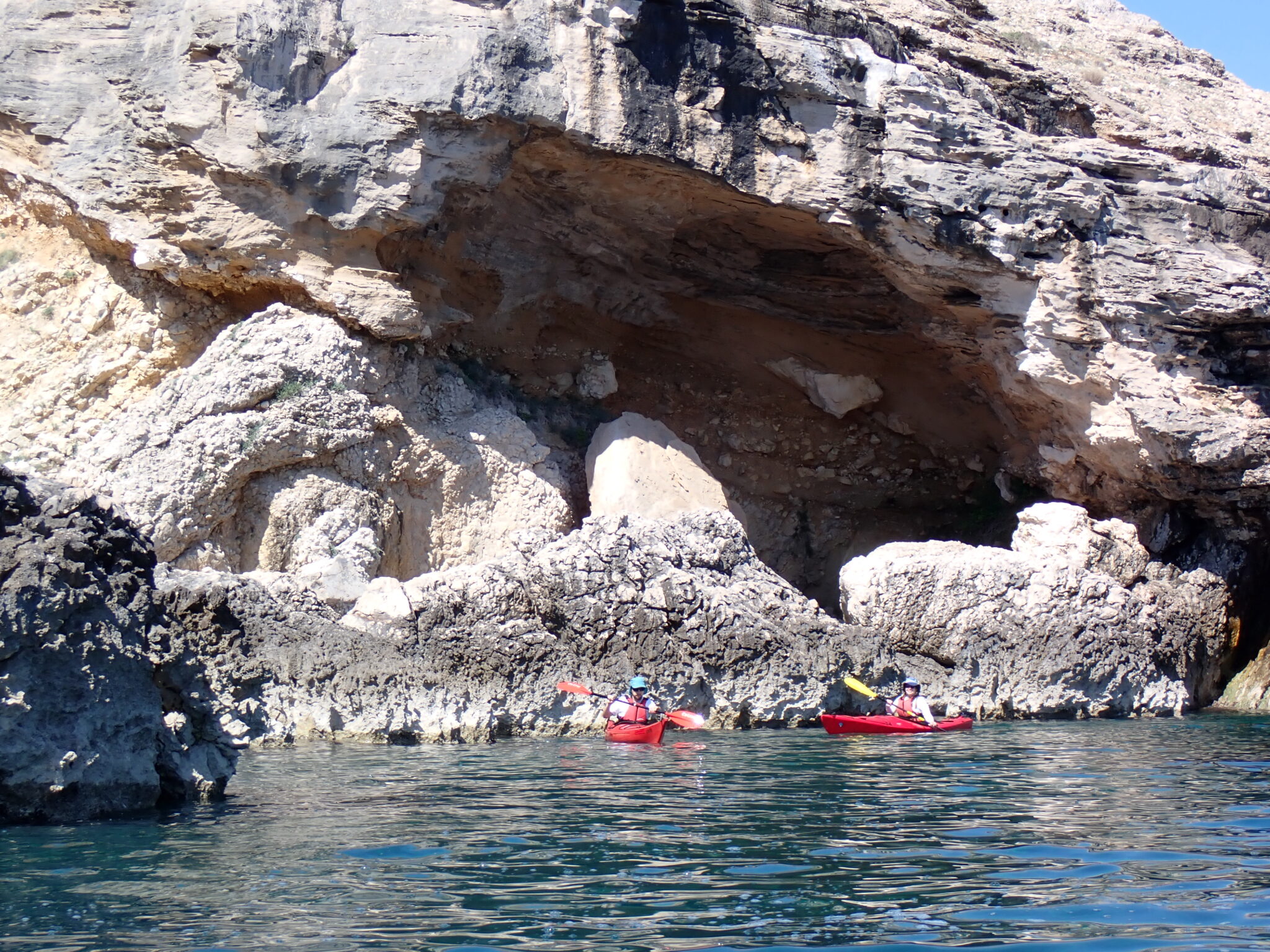 P5023086 2026.05.08-12: Tengerikajakos Képzés: Baska, Krk sziget írország