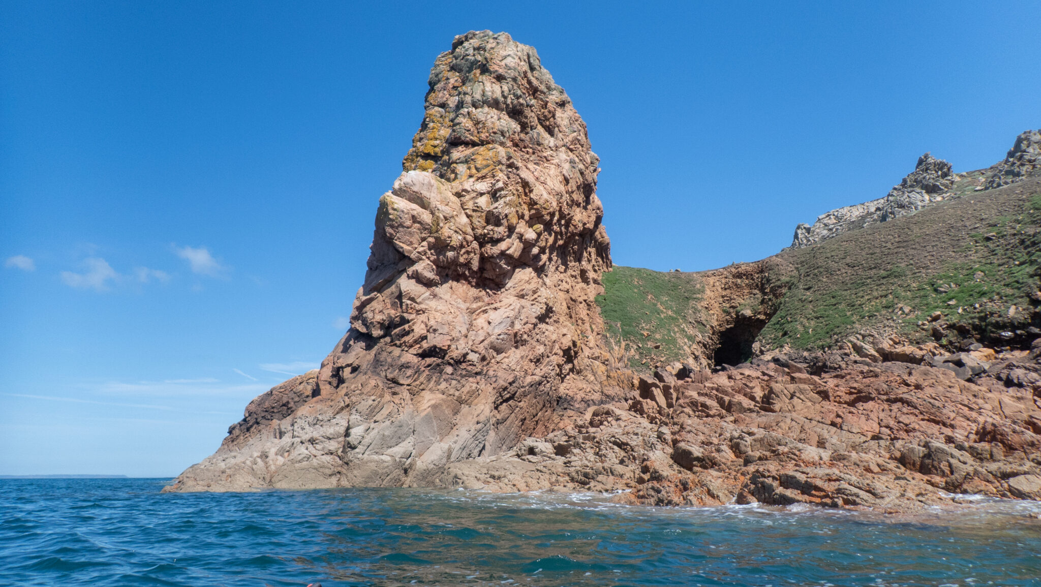 P5130067 2026.07.12-16: Jersey & Sark – Árapály, Áramlás, Óceáni kajakozás tengerikajakos képzés