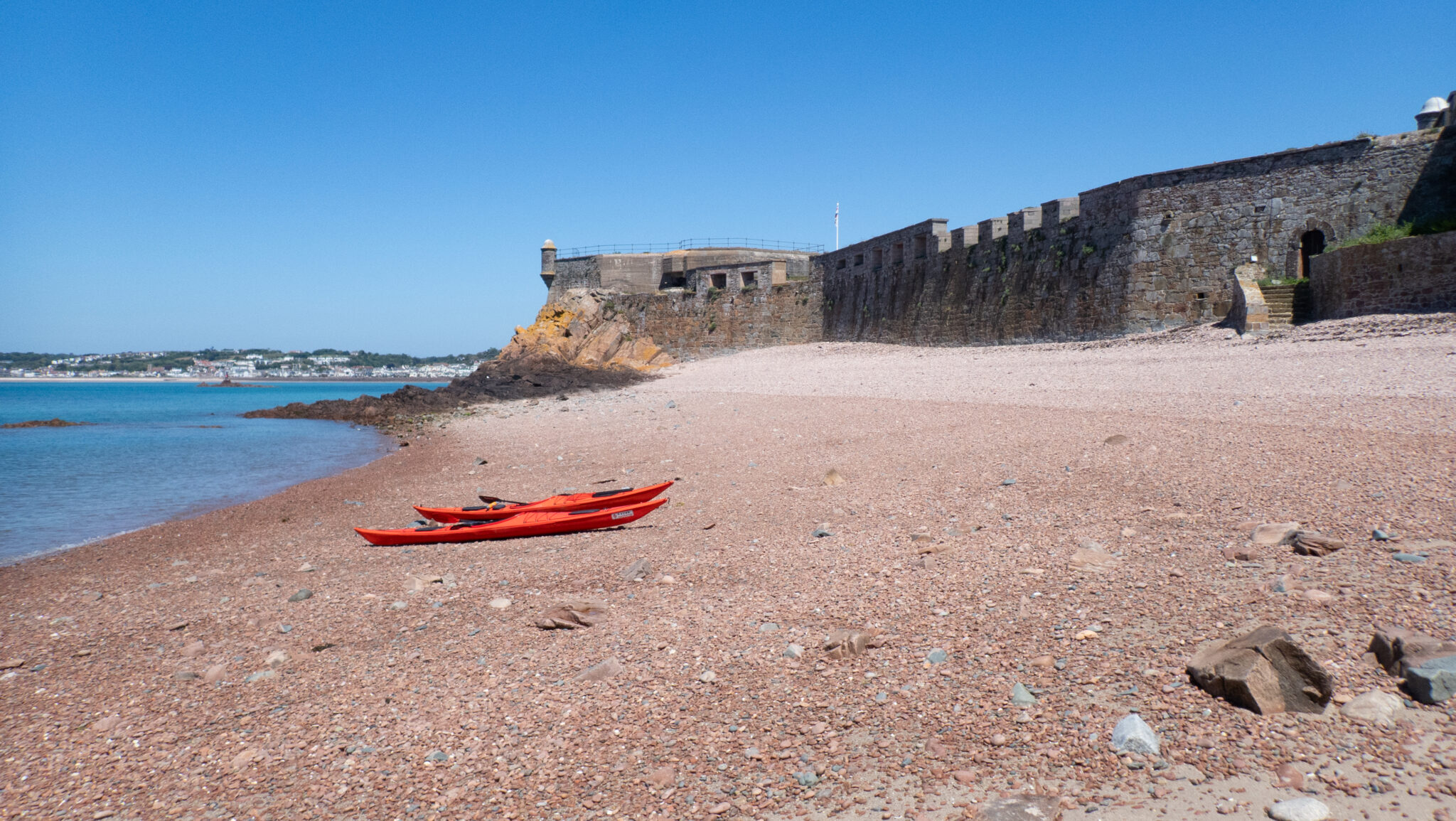 P5180051 2026.07.12-16: Jersey & Sark – Árapály, Áramlás, Óceáni kajakozás tengerikajakos képzés