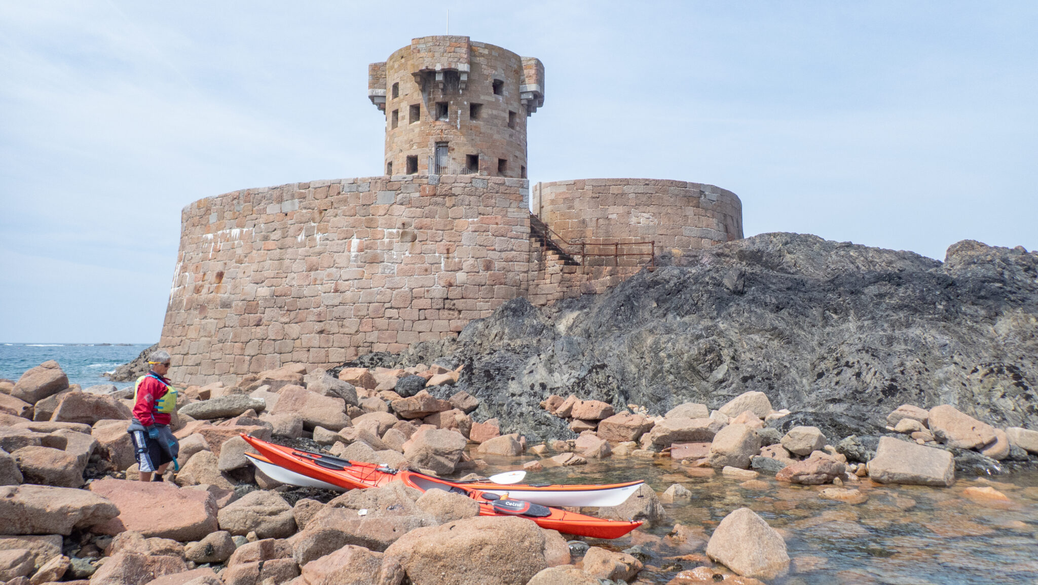 P5230036 2026.07.12-16: Jersey & Sark – Árapály, Áramlás, Óceáni kajakozás tengerikajakos képzés