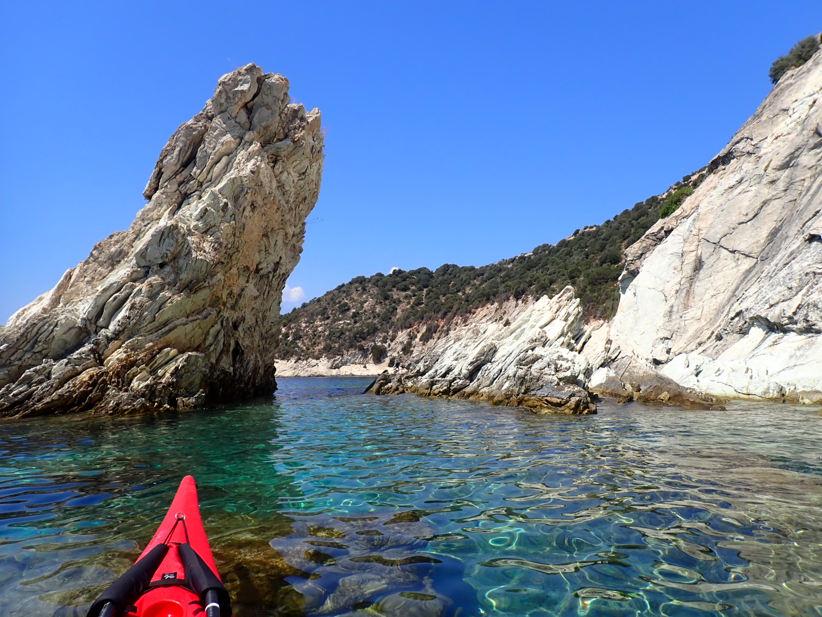 P8101012 2026.08.21-26: Zakynthos körülevezése: Tengerikajakos Expedíció a Paradicsomban dráva