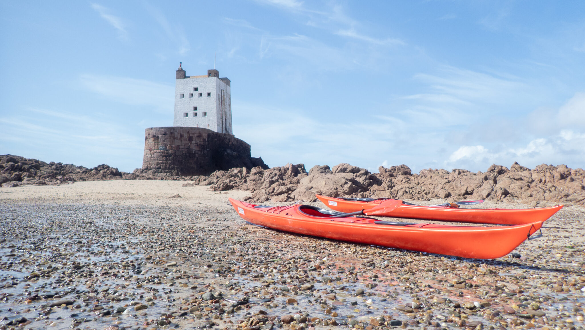 P8260063 2026.07.12-16: Jersey & Sark – Árapály, Áramlás, Óceáni kajakozás tengerikajakos képzés